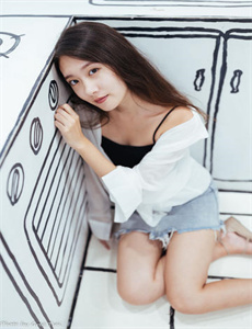 《大团圆合集-第一次性生活视频》